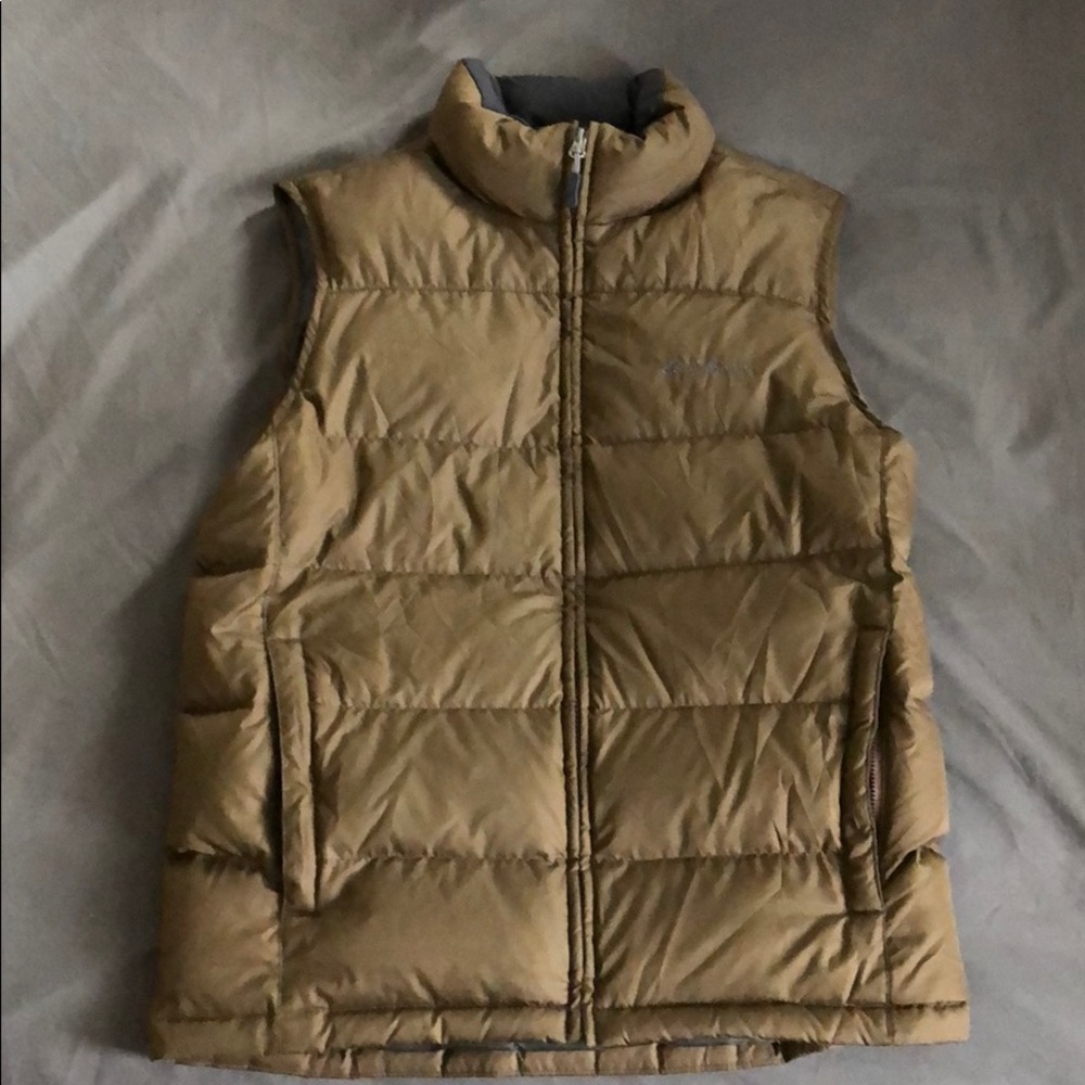 Eddie Bauer down vest military green size S